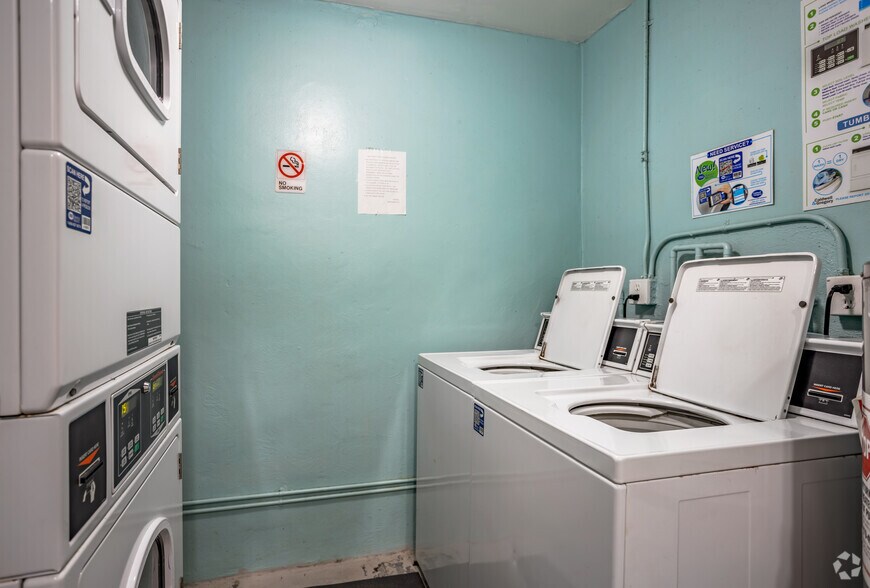 More Photos Of 120 47th Ave N, Saint Petersburg Apartments For Sale