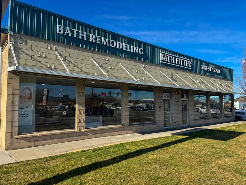 More Photos Of 4141 W Chinden Blvd, Garden City Freestanding For Lease