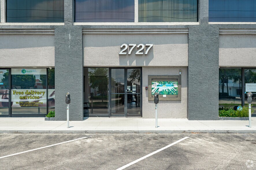 More Photos Of 2727 E Oakland Park Blvd, Fort Lauderdale Office For Lease