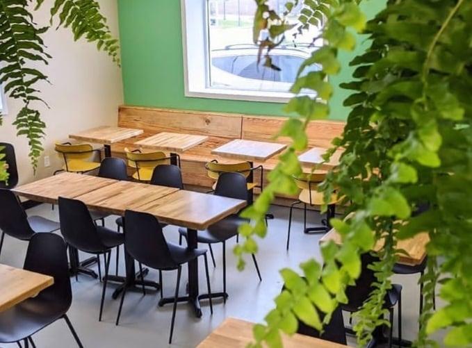 More Photos Of 2338 Main St, Columbia Restaurant For Lease