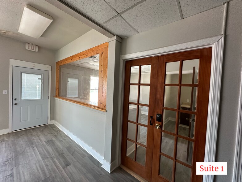 More Photos Of 5500 N Davis Hwy, Pensacola Medical For Sale