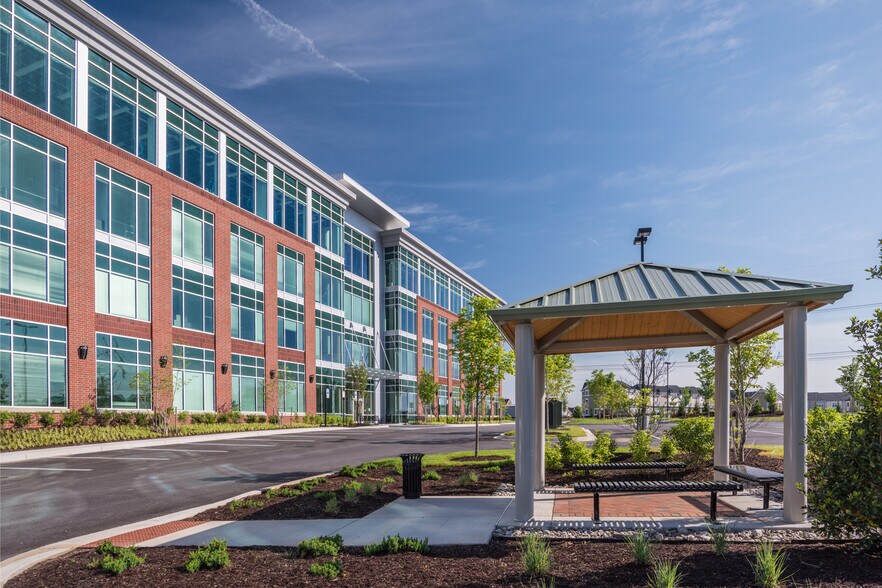 More Photos Of 8110-8171 Maple Lawn Blvd, Fulton Unknown For Lease