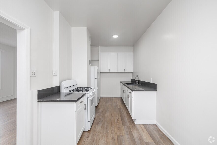 More Photos Of 3333 W 4th St, Los Angeles Apartments For Sale