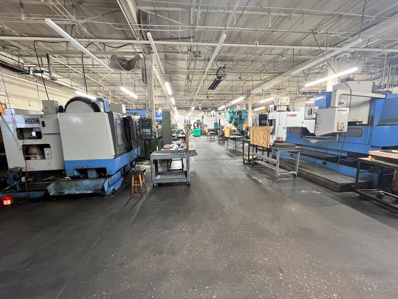 More Photos Of 2141 Kennedy Ave, Baltimore Warehouse For Sale