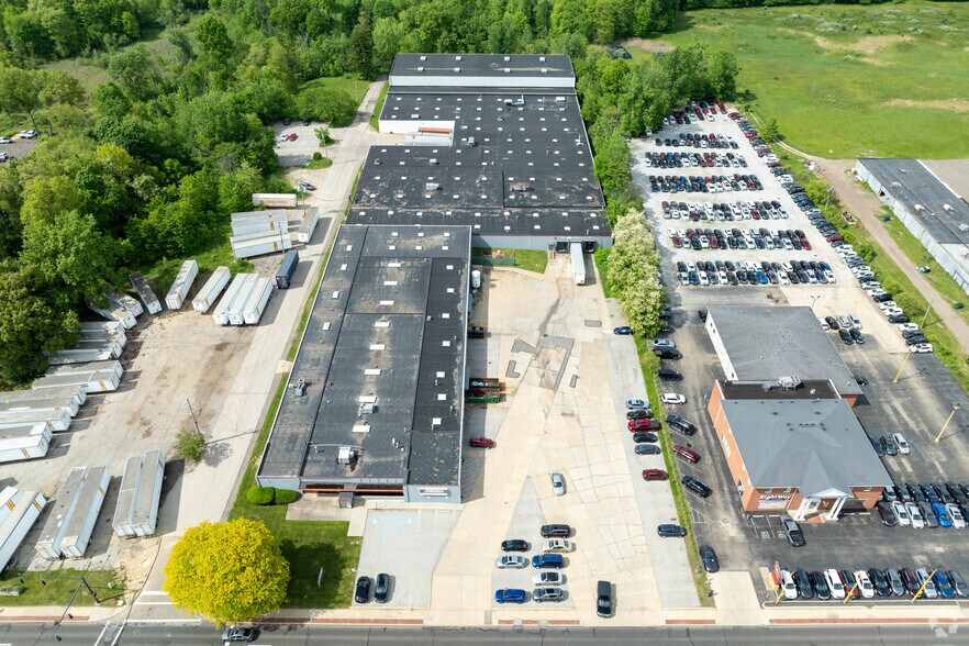 More Photos Of 342 West Ave, Tallmadge Manufacturing For Sale