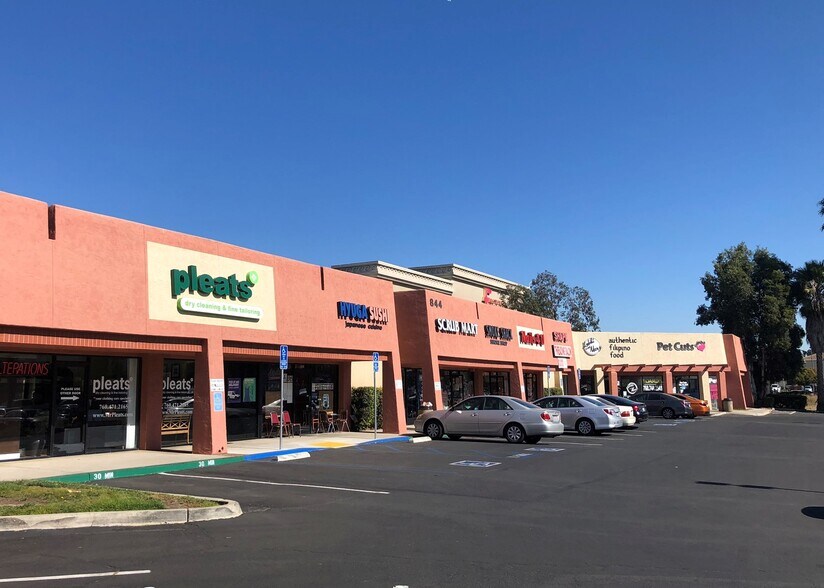 More Photos Of 844 W San Marcos Blvd, San Marcos General Retail For Lease