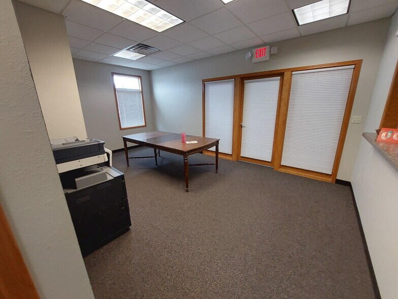 More Photos Of 435 Village Walk Ln, Johnson Creek Office For Lease