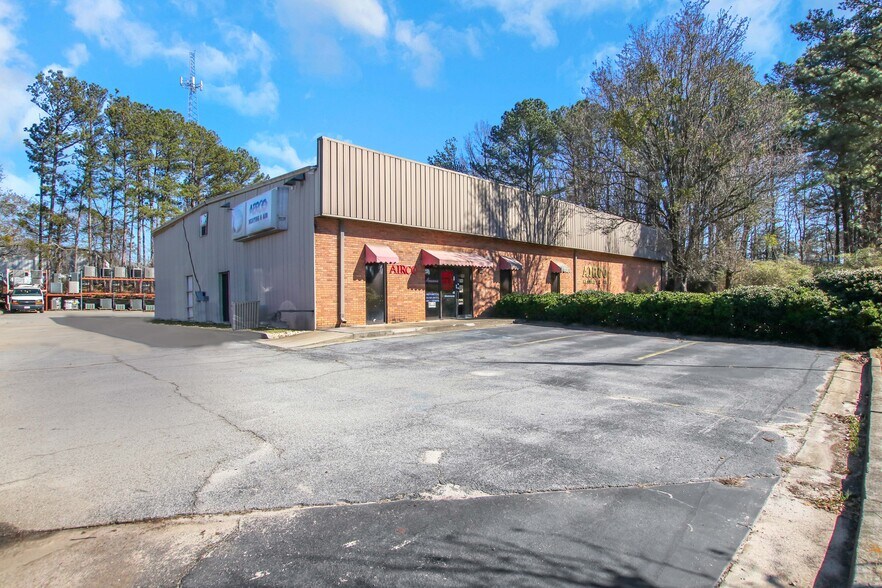 Primary Photo Of 9296 S Main St, Jonesboro Service For Sale