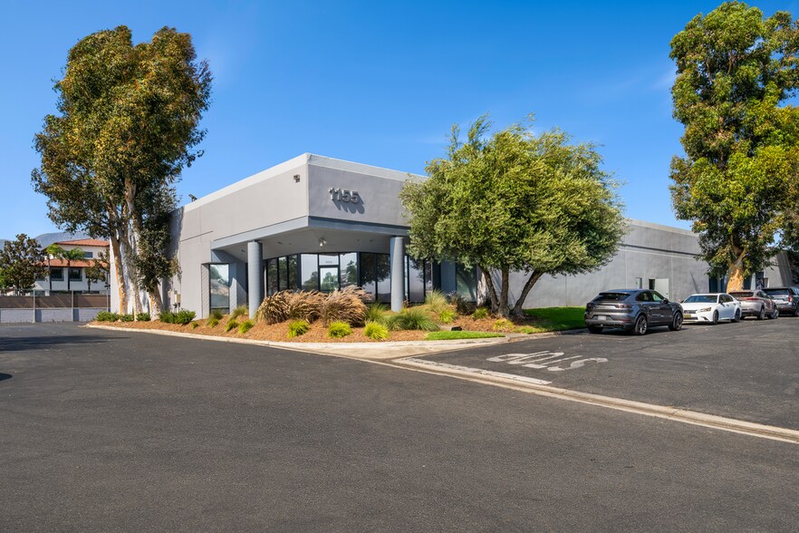 More Photos Of 1101-1149 W 9th St, Upland Unknown For Lease