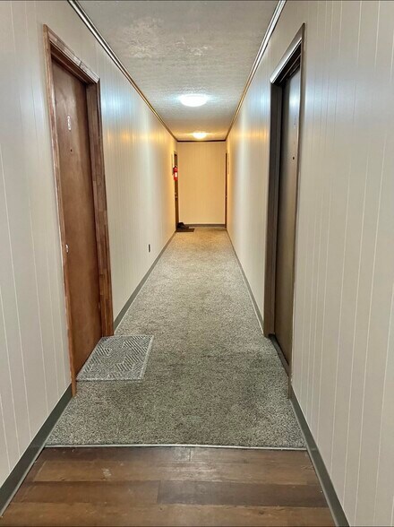 More Photos Of 205 Geri Ln, Richmond Office Residential For Sale