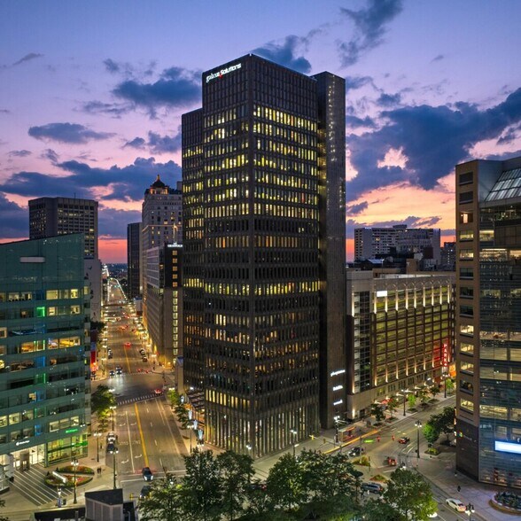 More Photos Of 1001 Woodward Ave, Detroit Office For Lease