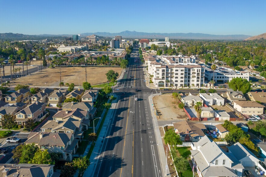 More Photos Of 3071 Market St, Riverside Land For Sale