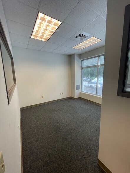 More Photos Of 5621 Departure Dr, Raleigh Light Distribution For Sale
