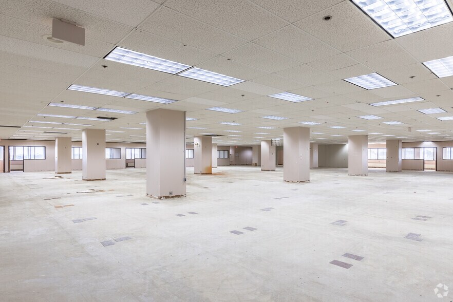 More Photos Of 480 Vantage Pt, Miamisburg Medical For Lease