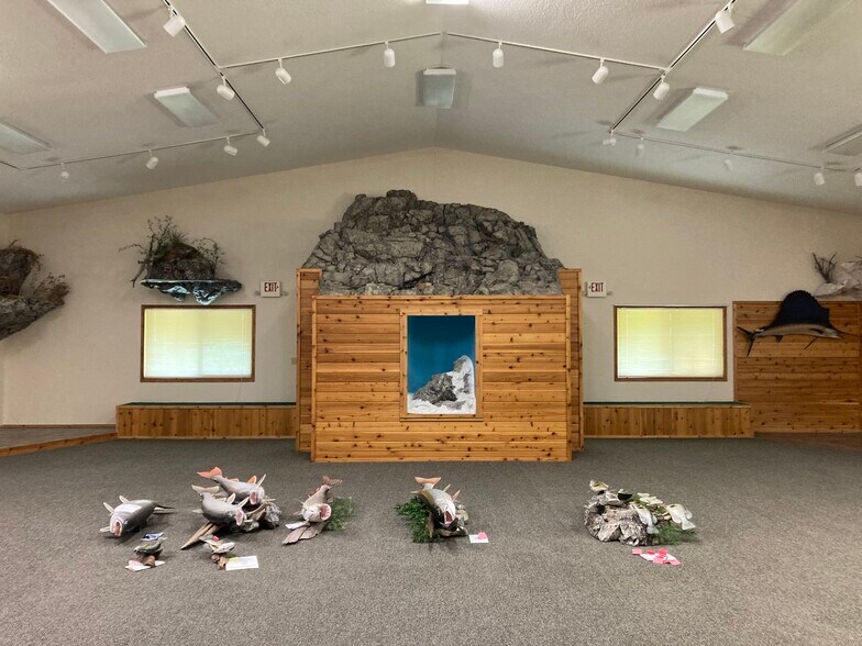 More Photos Of 5289 Rice Lake Rd, Duluth Freestanding For Sale