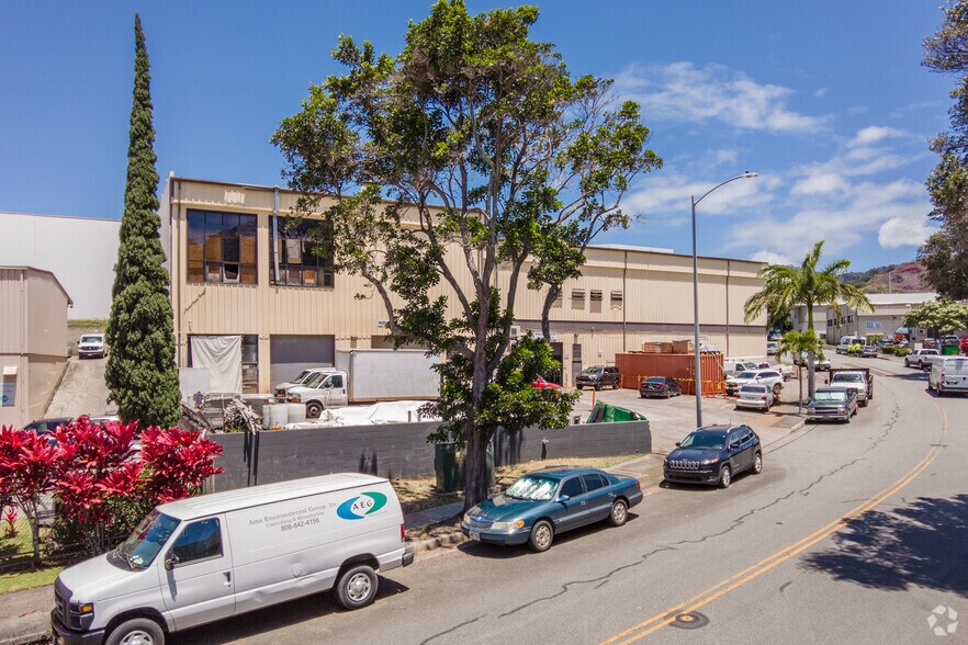 More Photos Of 99-1405 Koaha Pl, Aiea Warehouse For Lease