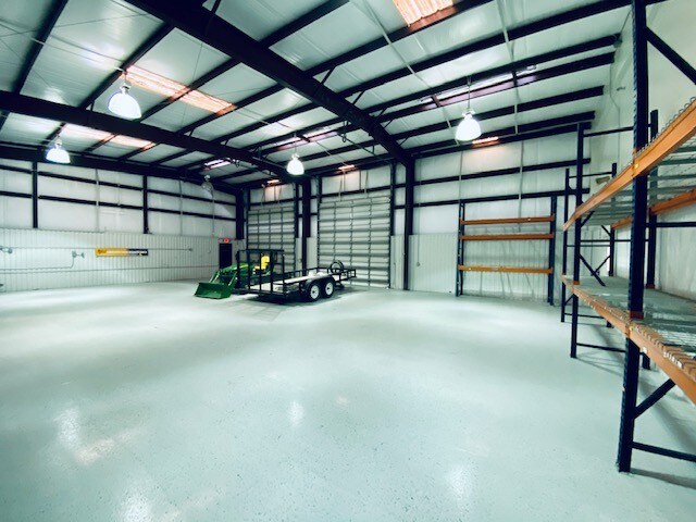 More Photos Of 8131 Red Bluff Rd, Pasadena Warehouse For Lease