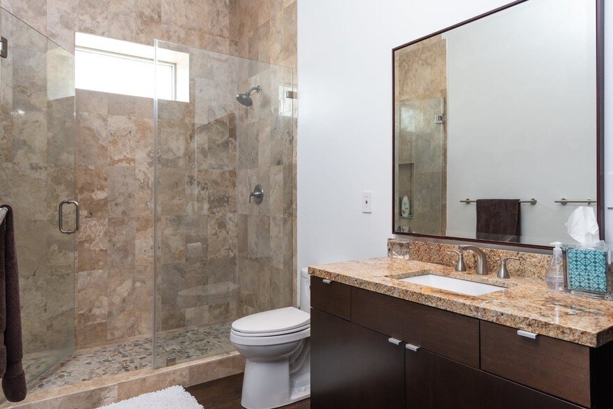 More Photos Of 18000 Groeschke Rd, Houston Airplane Hangar For Sale