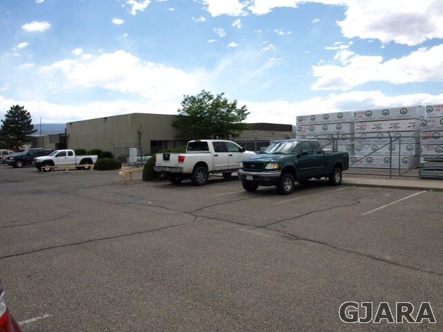 More Photos Of 711 S 15th St, Grand Junction Storefront For Sale