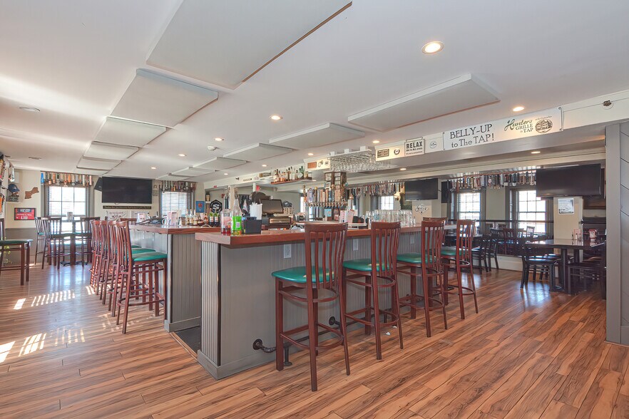 More Photos Of 25 Grafton, Grafton Restaurant For Sale