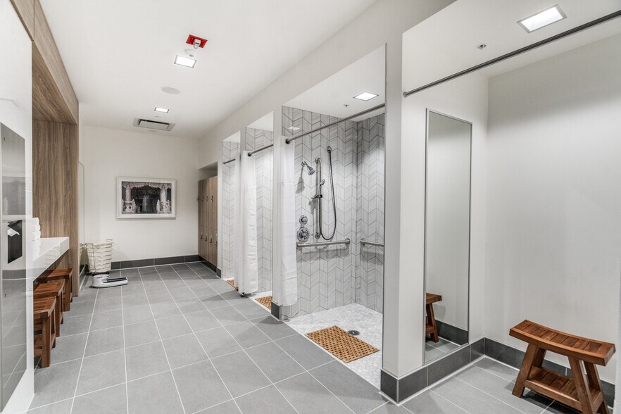 More Photos Of 2999 Olympus Blvd, Coppell Office For Lease