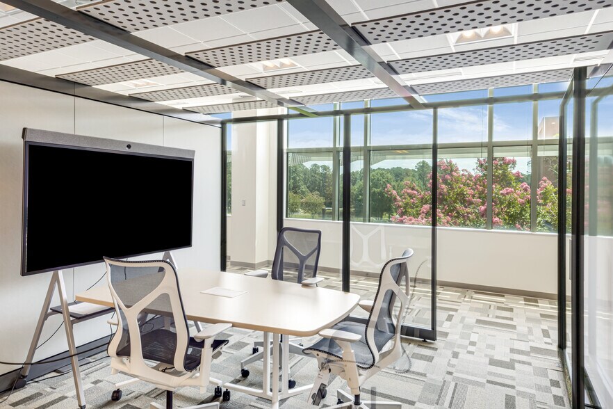 More Photos Of 3040 Cornwallis Rd, Research Triangle Park Unknown For Lease