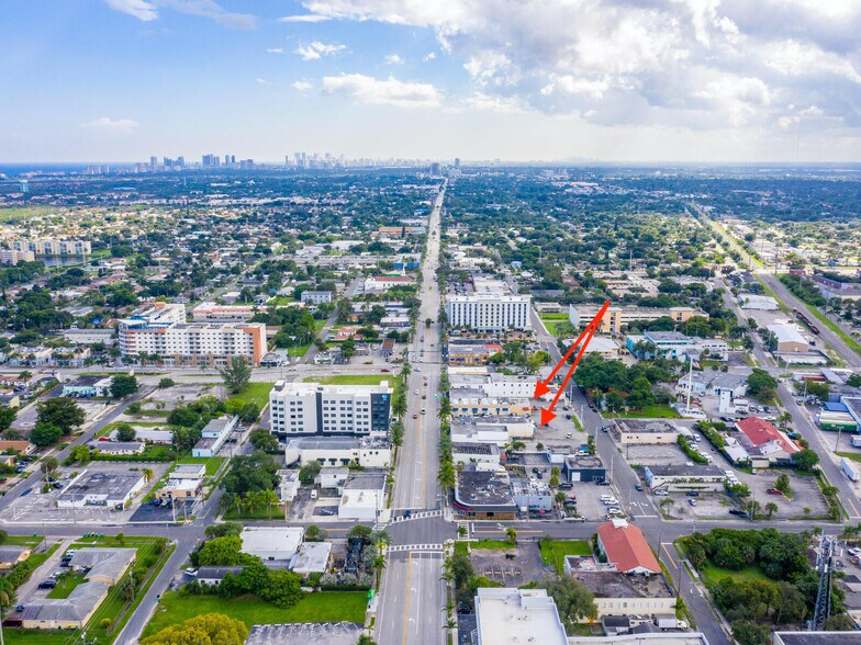 More Photos Of 19-33 N Federal Hwy, Dania Freestanding For Sale