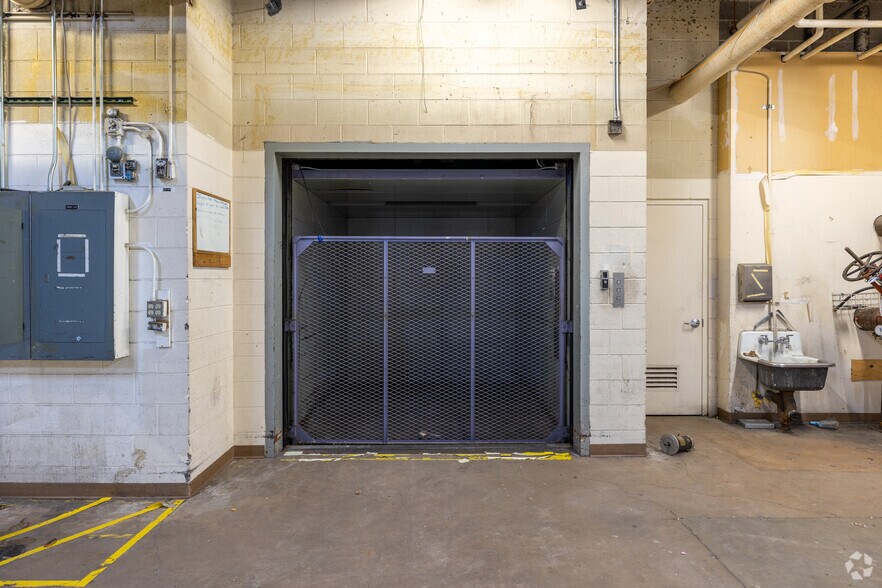 More Photos Of 820 & 3655 Citadel Dr E, Colorado Springs General Retail For Sale