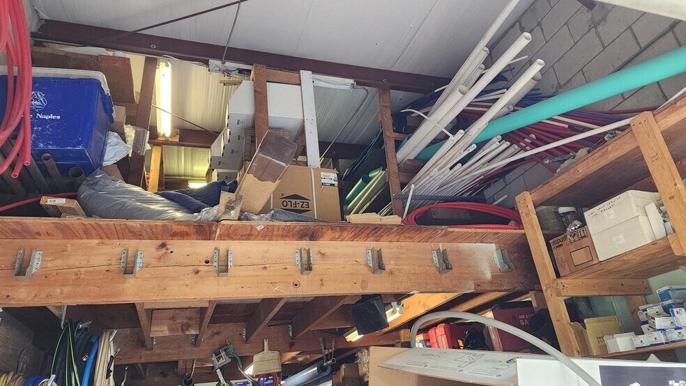 More Photos Of 1133 Industrial Blvd, Naples Manufacturing For Lease