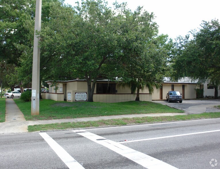 More Photos Of 3055 5th Ave N, Saint Petersburg Medical For Lease