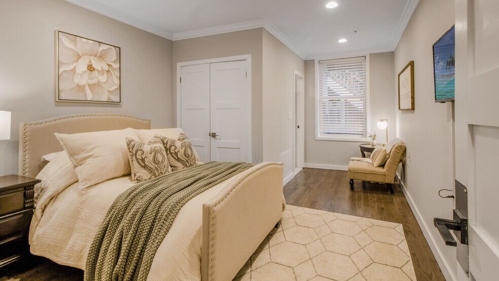 More Photos Of 1414 Pennsylvania Ave SE, Washington Apartments For Sale