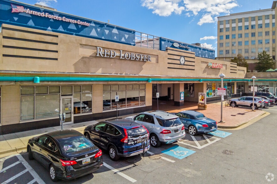 More Photos Of 8661 Colesville Rd, Silver Spring Unknown For Lease