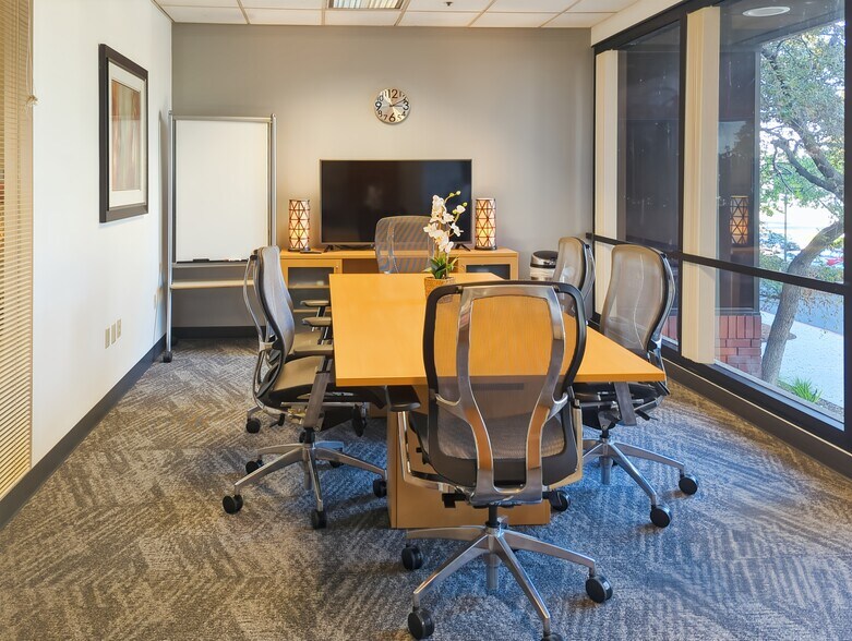 More Photos Of 39899 Balentine Dr, Newark Coworking Space