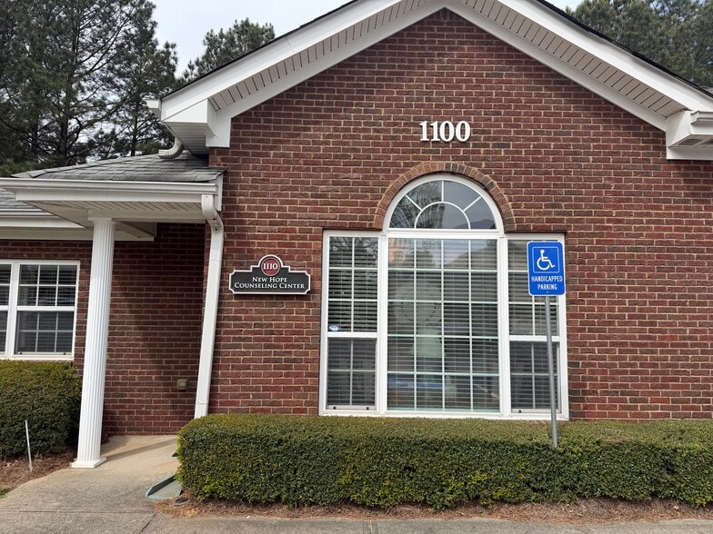 More Photos Of 3237 S Cherokee Ln, Woodstock Office For Sale