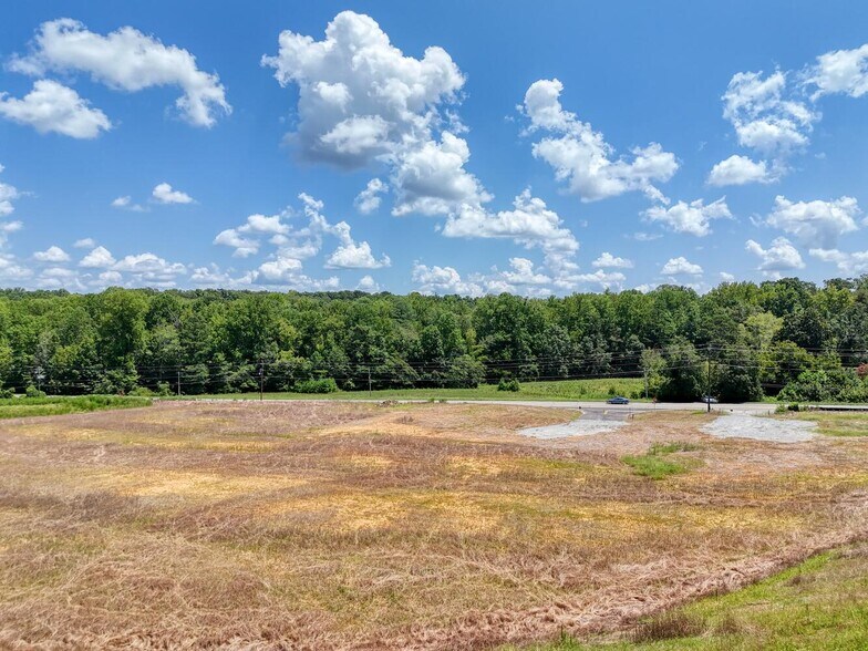 More Photos Of 5908 Atlanta Hwy, Flowery Branch Land For Sale