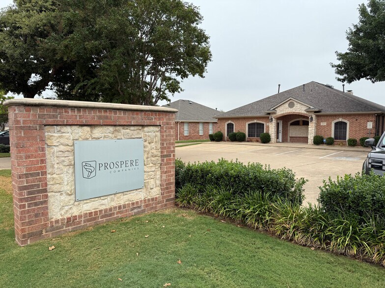 Primary Photo Of 2124 Parkwood Dr, Bedford Office For Sale