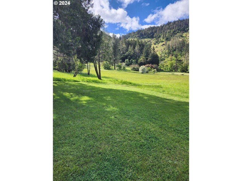 More Photos Of 0 NE Orchard Dr, Myrtle Creek Land For Sale