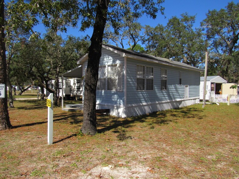 More Photos Of 13220 Houston Ave, Hudson Trailer Camper Park For Sale