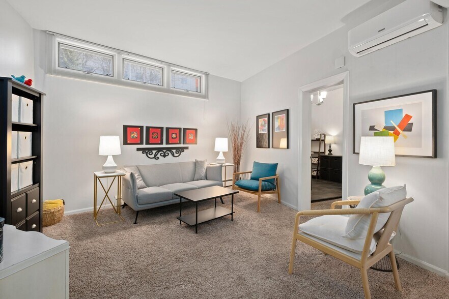 More Photos Of 22 Crescent St, Grand Rapids Apartments For Sale
