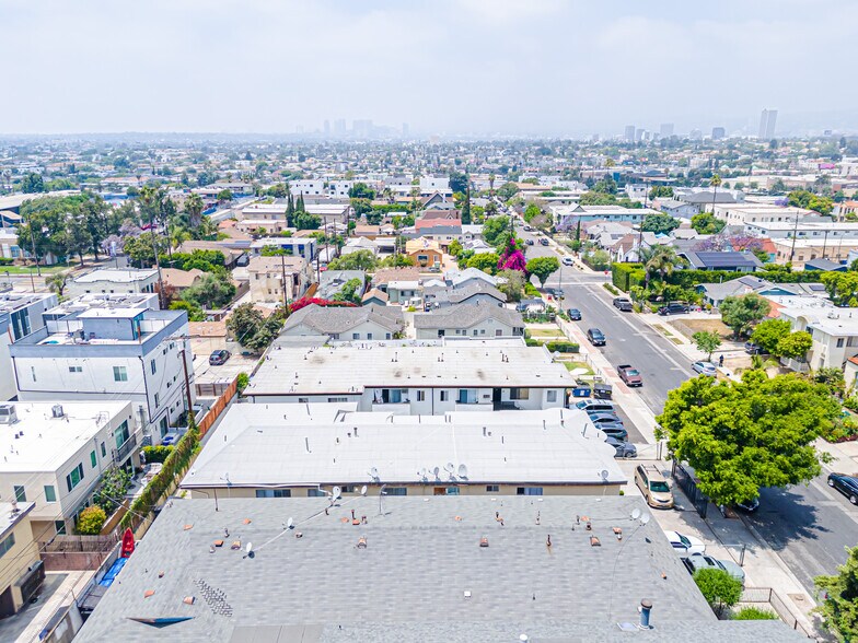 More Photos Of 4546 W 17th St, Los Angeles Apartments For Sale