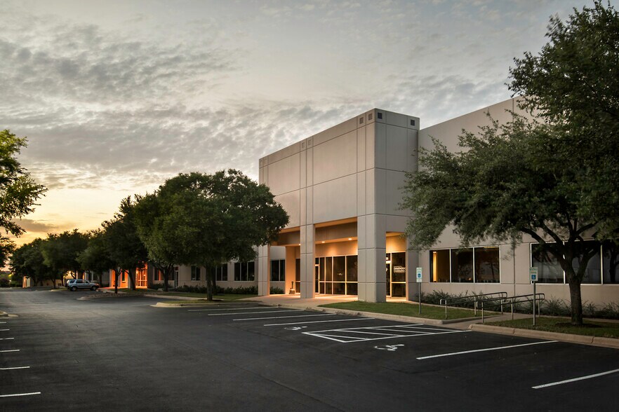 Primary Photo Of 5812 Trade Center Dr, Austin Warehouse For Lease