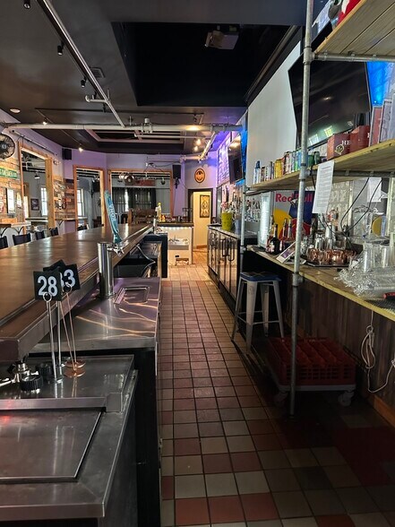 More Photos Of 3228 N Davidson St, Charlotte Restaurant For Lease