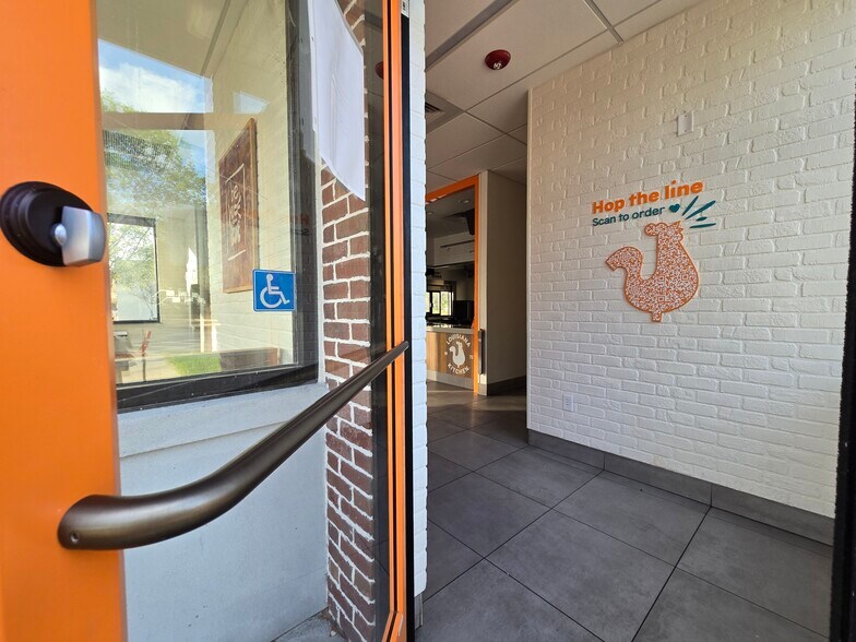 More Photos Of 200 Green Way, Keystone Heights Fast Food For Sale