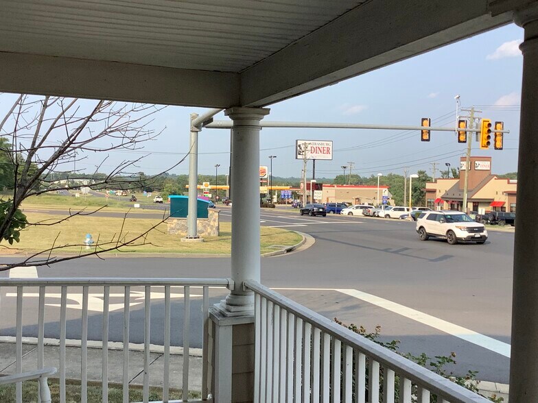 More Photos Of 33859 Old Valley Pike, Strasburg Office For Sale
