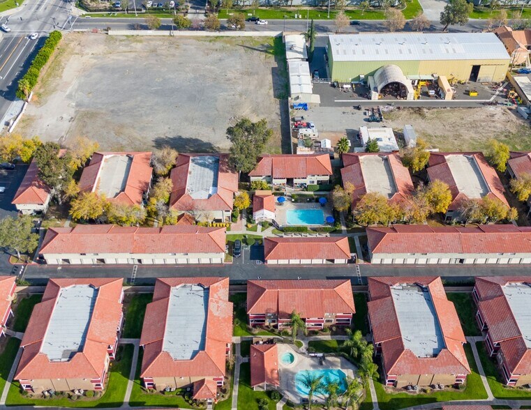 More Photos Of 1531 W Rialto Ave, Fontana Apartments For Sale