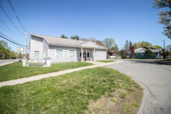 More Photos Of 443-445 Bernardston Rd, Greenfield Freestanding For Sale