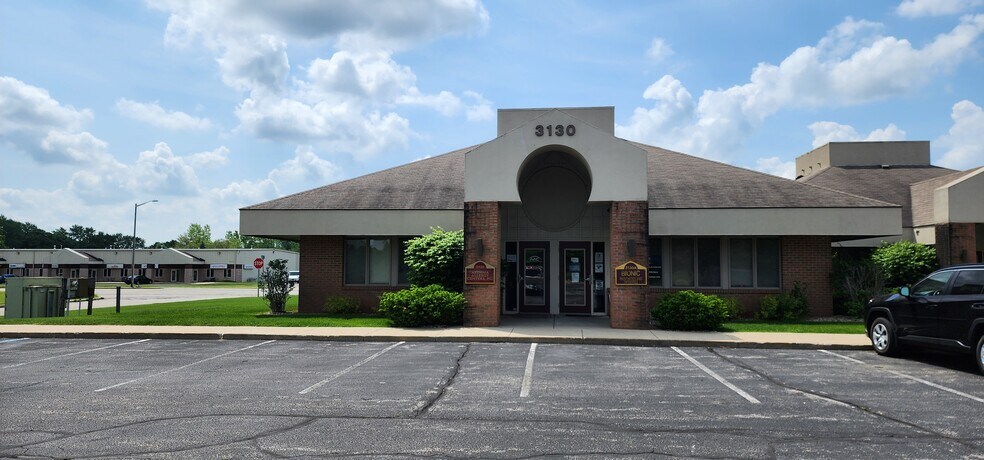 Primary Photo Of 3130 Windsor Ct, Elkhart Medical For Lease