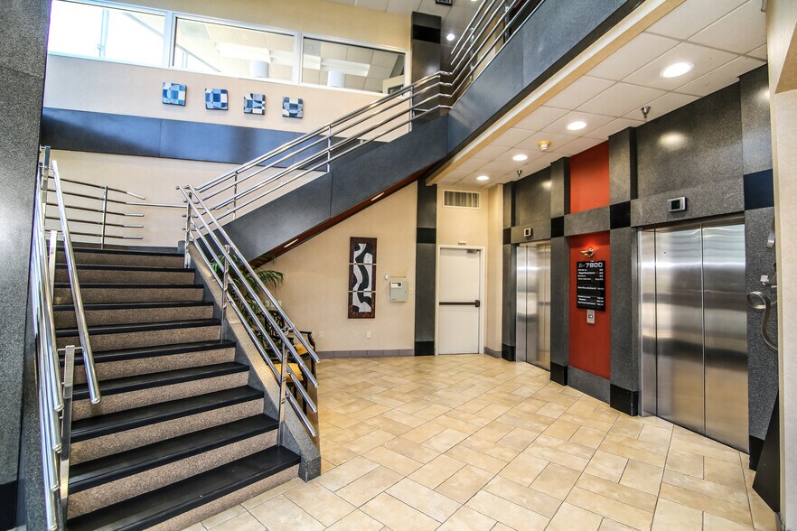 More Photos Of 7800 Madison Blvd, Huntsville Medical For Lease