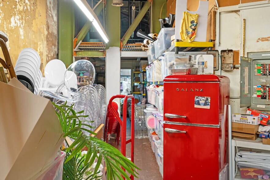 More Photos Of 331 Georgia St, Vallejo Storefront For Sale