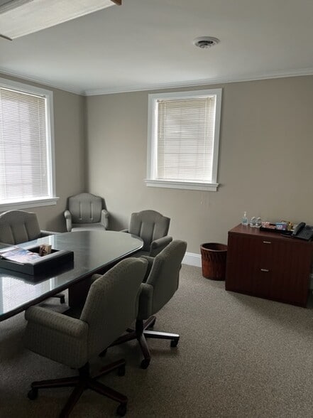 More Photos Of 1126 Ponce De Leon Ave, Atlanta Office For Lease